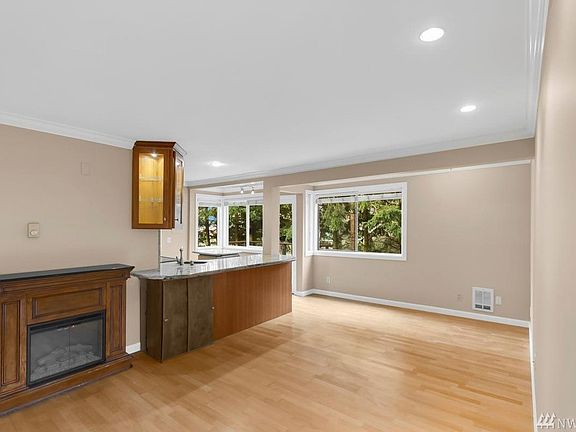 5th image of 5210 Lake Washington Blvd NE