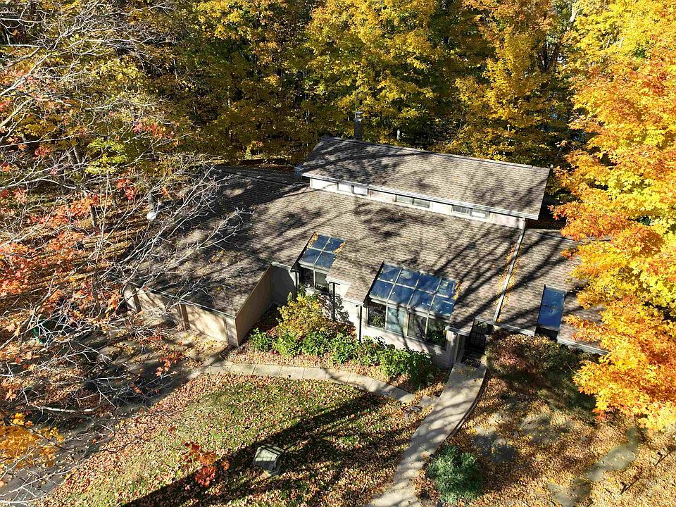 1st image of 66110 Oak Rd
