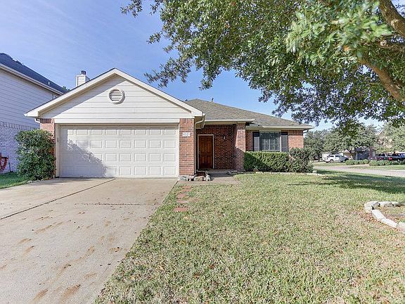3rd image of 9319 Parkmore Dr