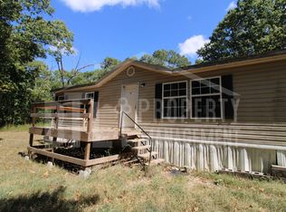 1069 Henson Dr, Kirbyville, MO 65679