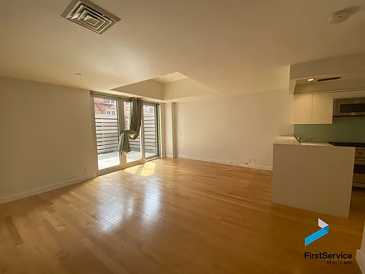 Rented by FirstService Realty (legacy) | media 2