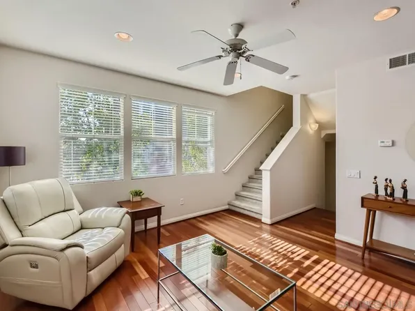 8761 Plaza Park Ln, San Diego, CA 92123