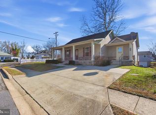 667 Hawk Hill Dr, Prince Frederick, MD 20678