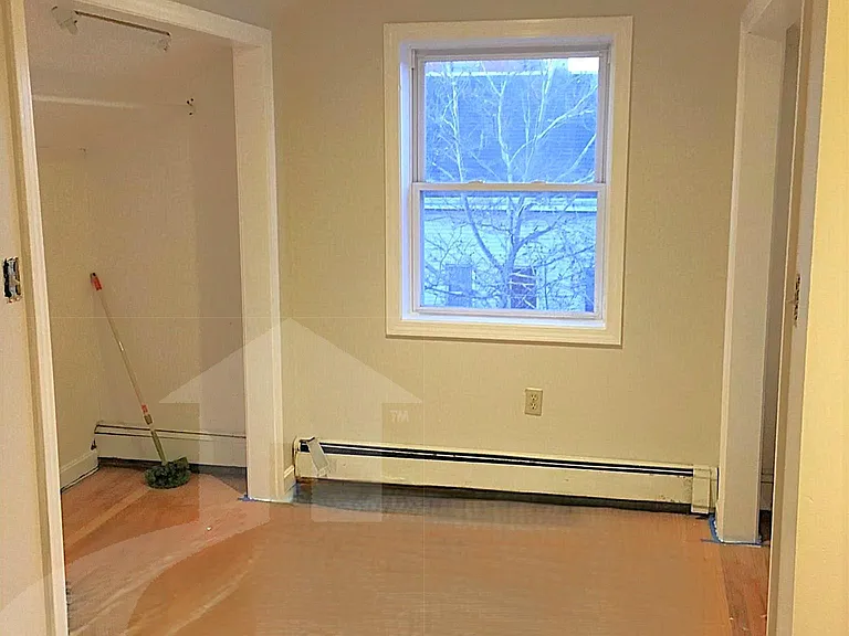 39 Flint St #2 — Photo 9