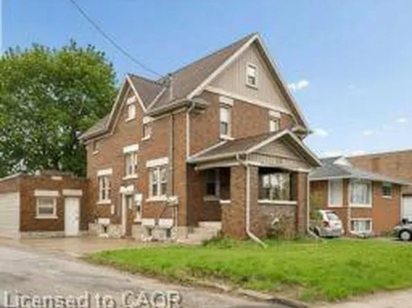 22 Dellroy Ave, Kitchener, ON N2A 2S1