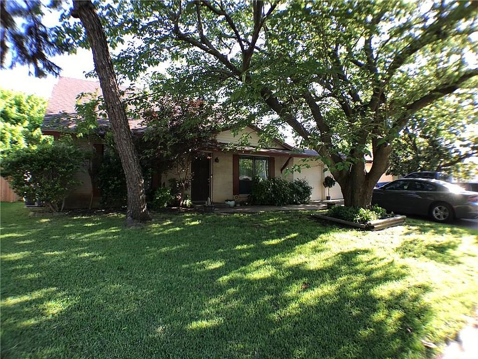 Beautiful Front Yard