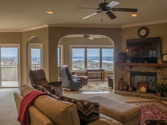 2nd image of 31 Royal Vista Dr