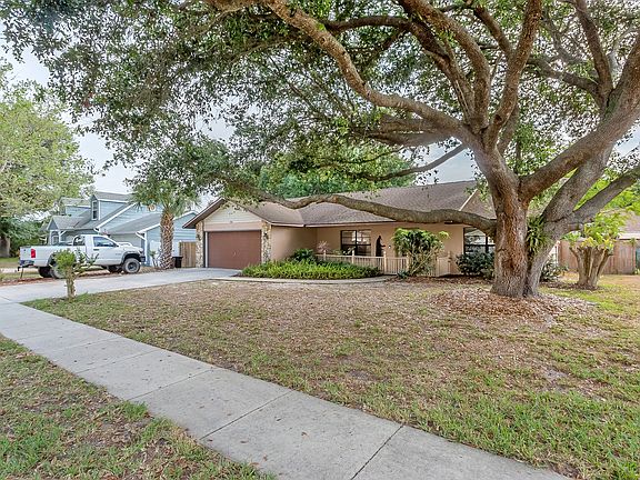 3rd image of 4661 Hidden Lake Dr