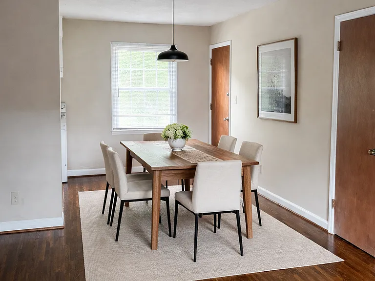 One bedroom dining area
