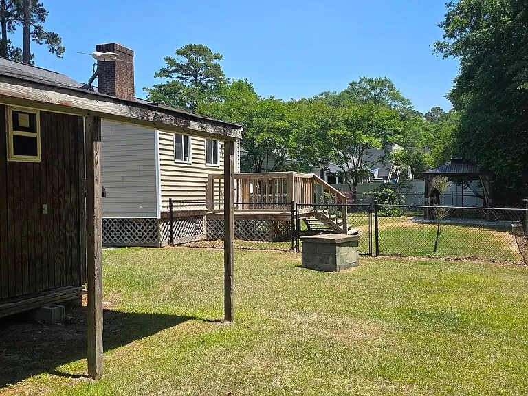 113 Lakeland Dr — Photo 12