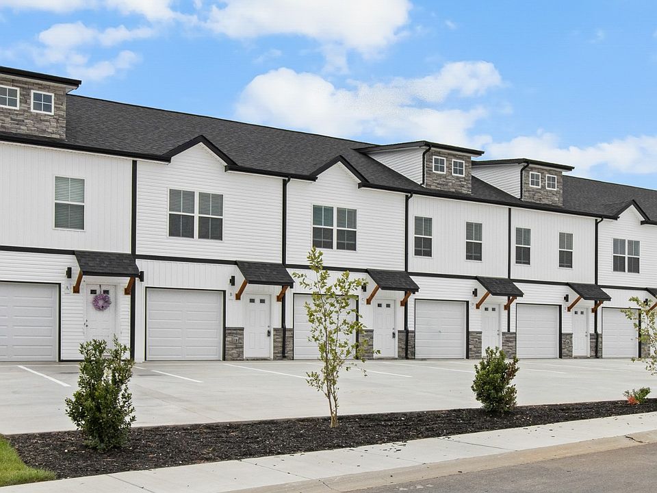 1st image of 208 Drayton Dr #B