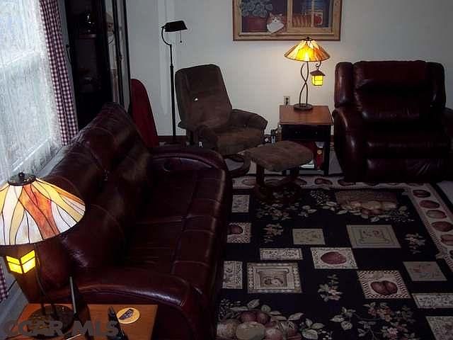 1st image of 301 Oakwood Ave