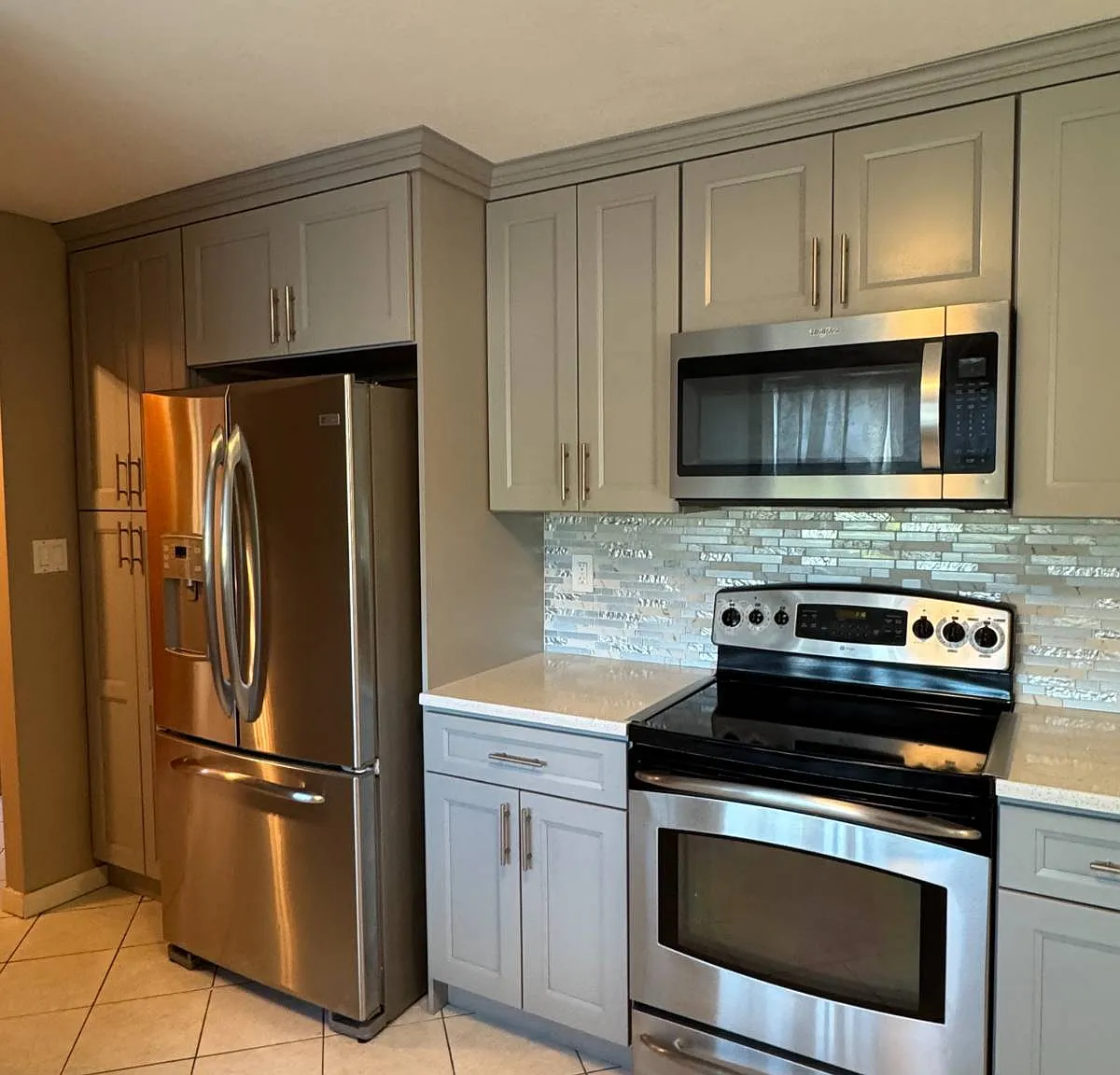 3 bed, 2.5 bath, $4,200 — Photo 4