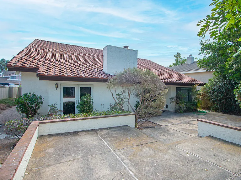 3740 Overpark Rd — Photo 28