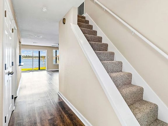 3rd image of 416 Kickapoo Dr