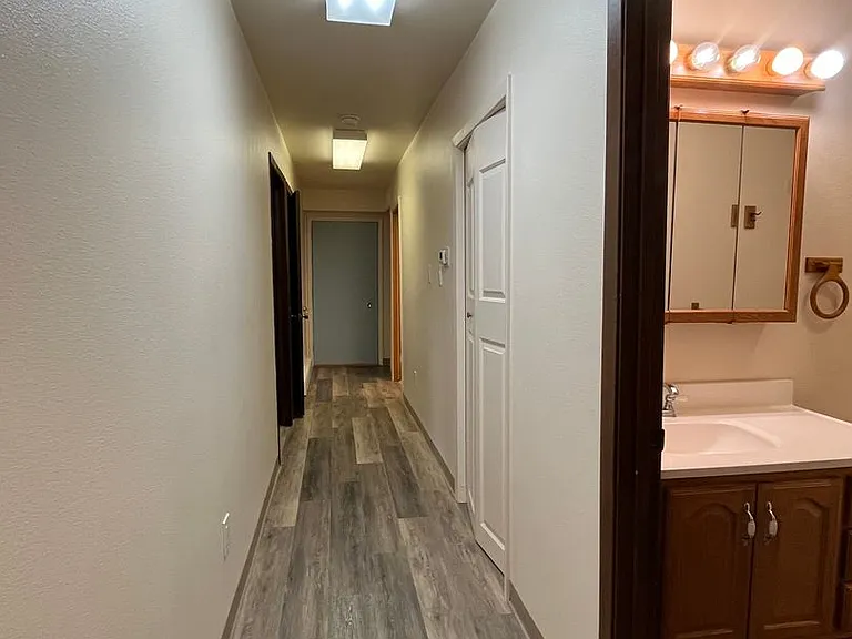 560 Wigwam Way — Photo 7