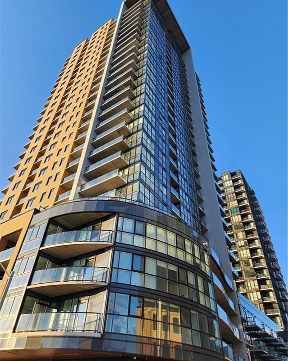 1st image of 108 Garment St #403