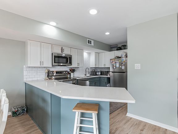 5th image of 217 Limpet Dr #217