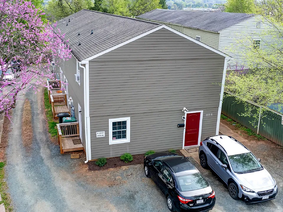 1114 Monticello Rd