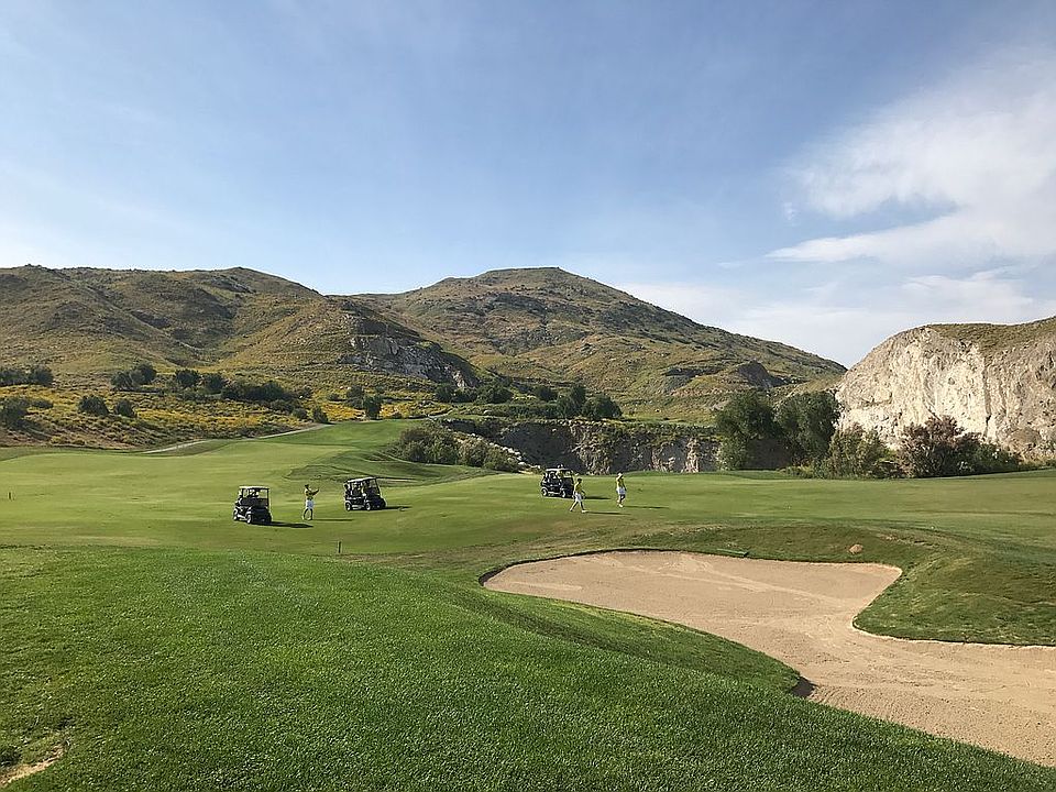 Showing in place of home