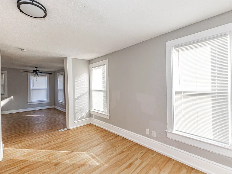 3901 Central St — Photo 23