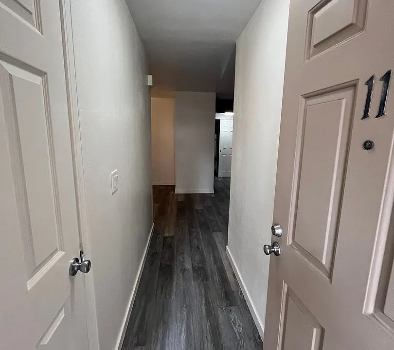 1690 164th Ave