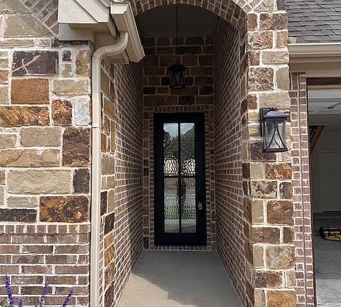 2nd image of 1457 Highland Park Cir