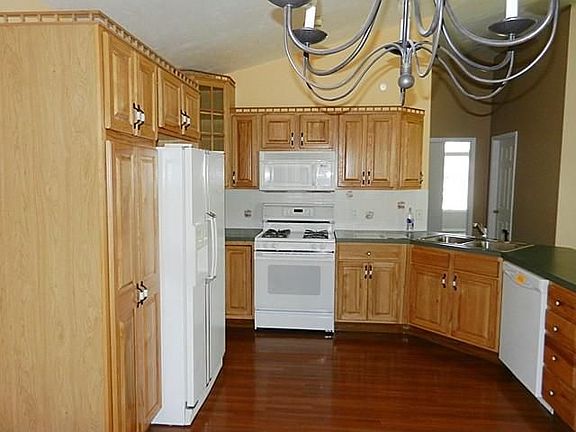 5th image of 14236 Briarfield Ln