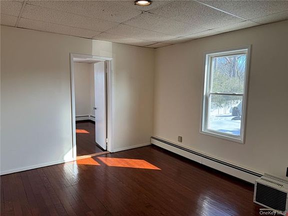 5th image of 61 Nassau Ave APT 2