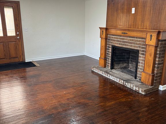 3rd image of 3317 Woodlawn Ave