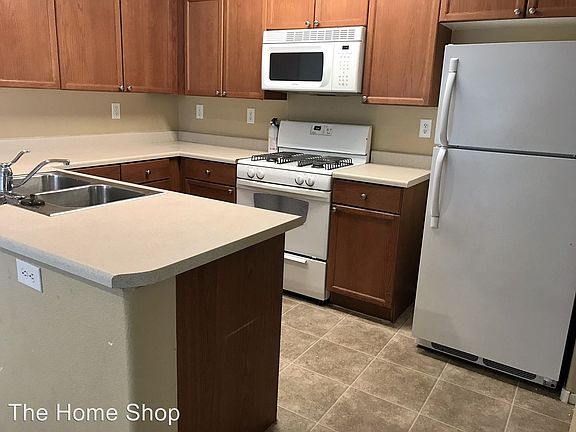 3rd image of 9148 Tailor Made Ave