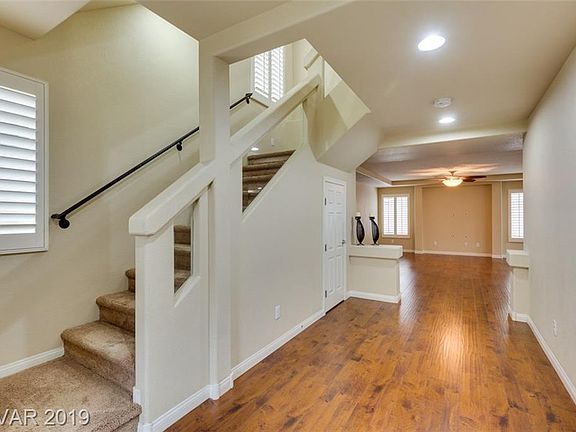 3rd image of 6776 Flamenco Ct