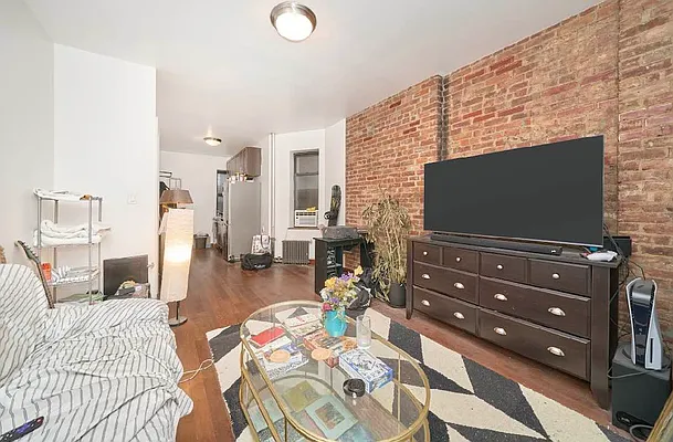 Rented by Living New York | media 7