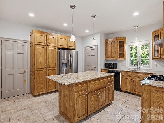 3rd image of 6717 McCain Blvd