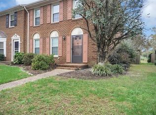983 Colonial Meadows Way, Virginia Beach, VA 23454