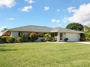 5220 SW 5th Pl, Cape Coral, FL 33914