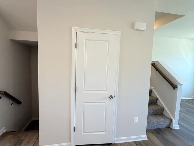 436 Seeback Dr — Photo 18