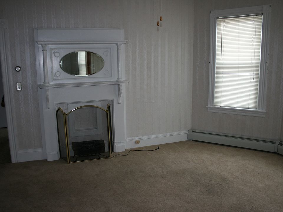 2nd image of 203 Regent Ave