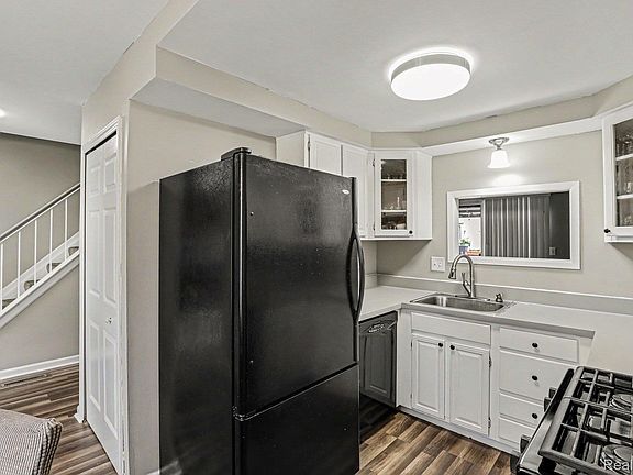 3rd image of 17010 Kingsbrooke Dr