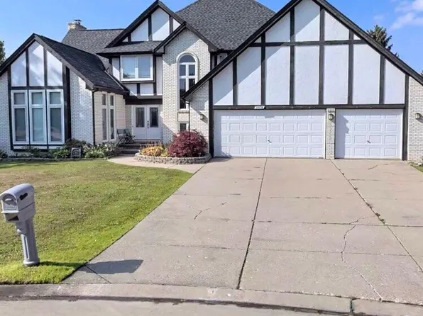 29776 Wertham Ct, Farmington Hills, MI 48331