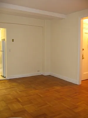 Rented by City Connections Realty | media 26