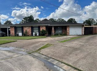 109 Lee Ct, River Ridge, LA 70123