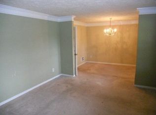 1112 Lakehill Dr, Lawrenceville, GA 30044