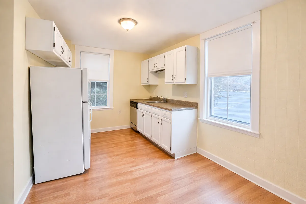 Building Photo - 1132 Washington St #3