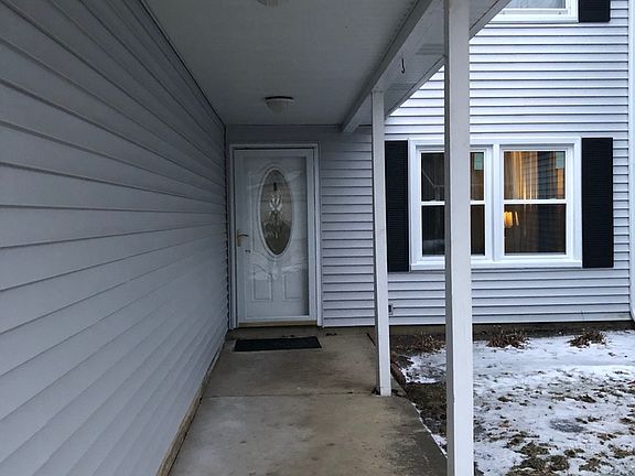 2nd image of 389 Hilton Dr