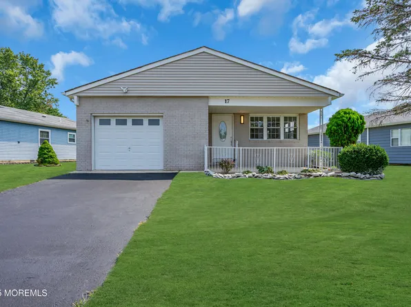 17 San Jacinto Street, Toms River, NJ 08757