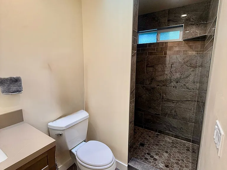 13240 Loma Rica Dr — Photo 23