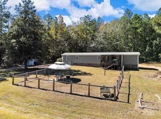 393 Country Estates Rd, Fountain Inn, SC 29644