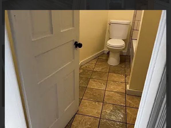 133 Lake St #3