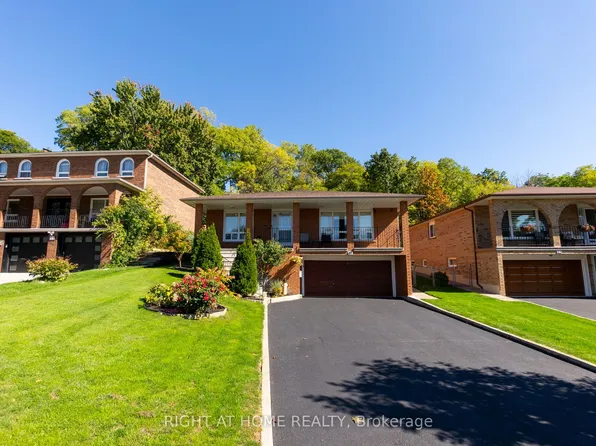 49 Pioneer Ln, Vaughan, ON L4L 2J2